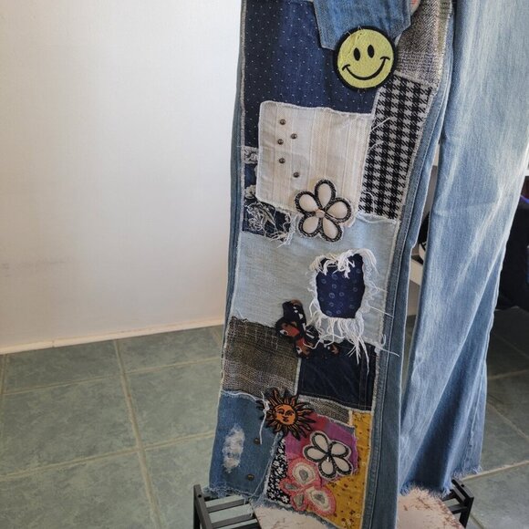 BDG High-Waisted Flare Jean-Urban Outfitters-Patch-Crochet-Embroider (Size: 27X) - Picture 5 of 13